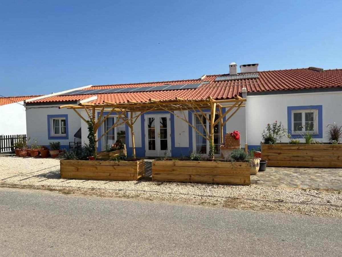 Casa Presente Guesthouse Carrapateira Bagian luar foto
