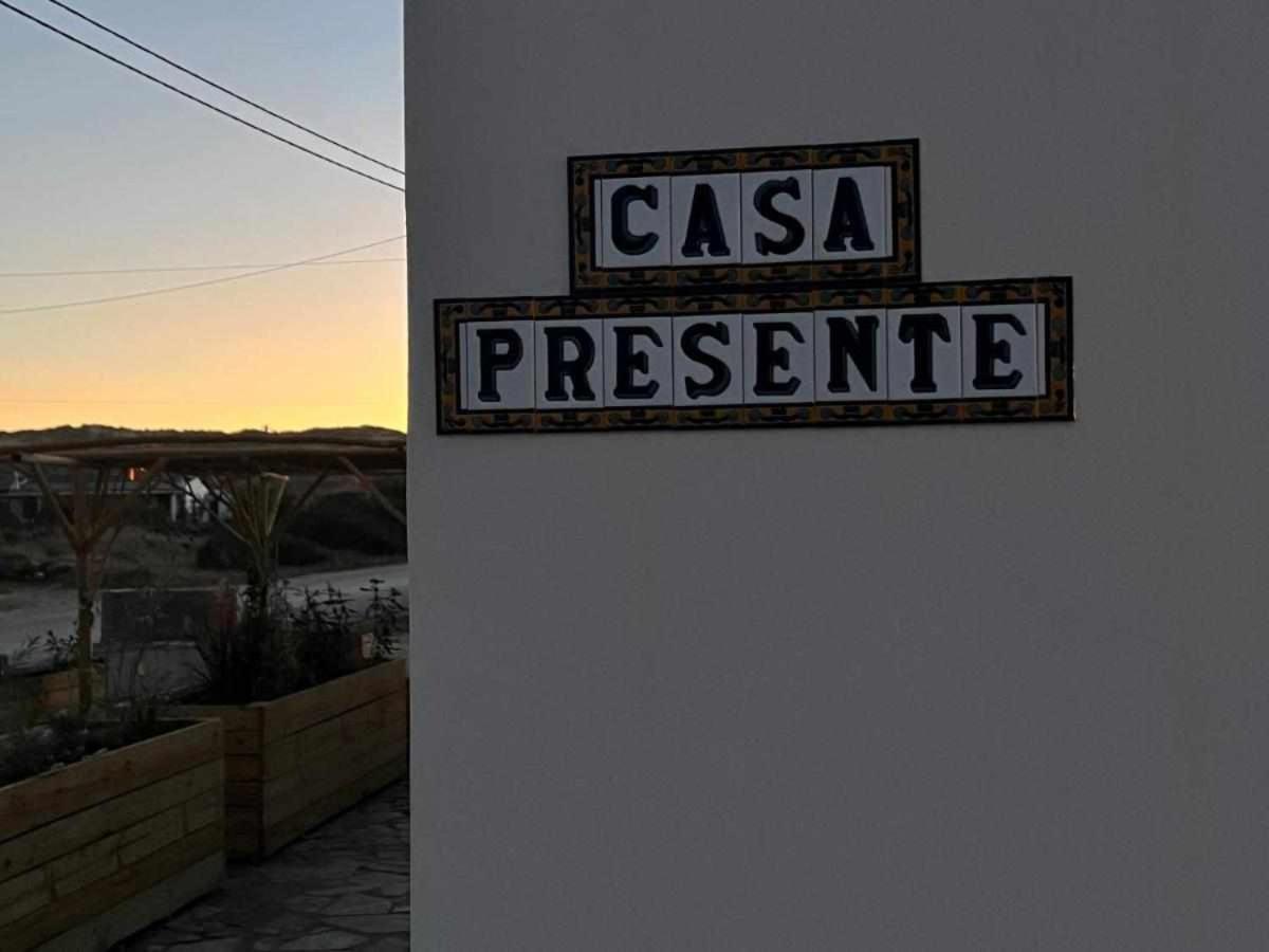 Casa Presente Guesthouse Carrapateira Bagian luar foto
